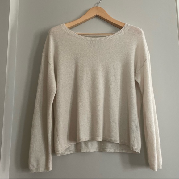 Nili Lotan Sweaters - NILI LOTAN 100% Cashmere boxy sweater